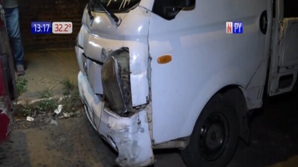 Aparatoso accidente en Fernando de la Mora | Noticias Paraguay