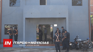 PRESUNTOS “PEAJEROS” FUERON APREHENDIDOS POR LA POLICÍA TRAS RESISTENCIA - Itapúa Noticias