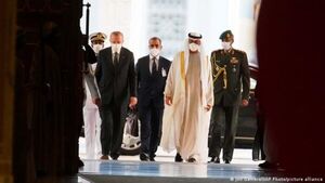 Erdogan hace su primera visita oficial a Emiratos Árabes Unidos
