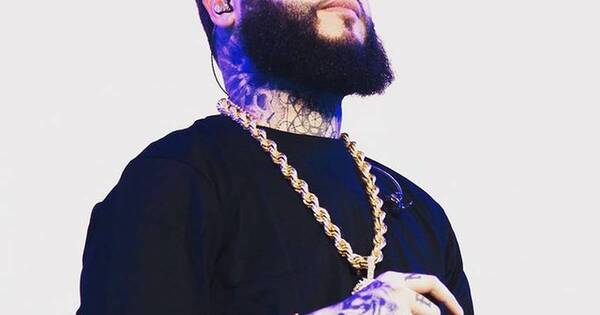 La Nación / Farruko hizo de un concierto un culto cristiano y no cantó “Pepas”