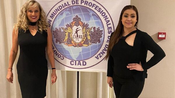 Profesionales de danza de Encarnación fueron galardonadas