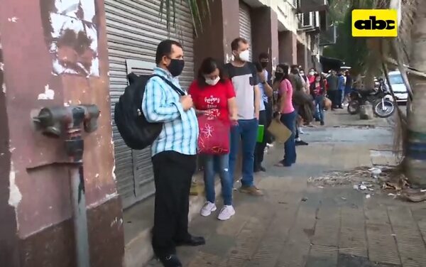 Larga espera para trámites en el MEC - Nacionales - ABC Color