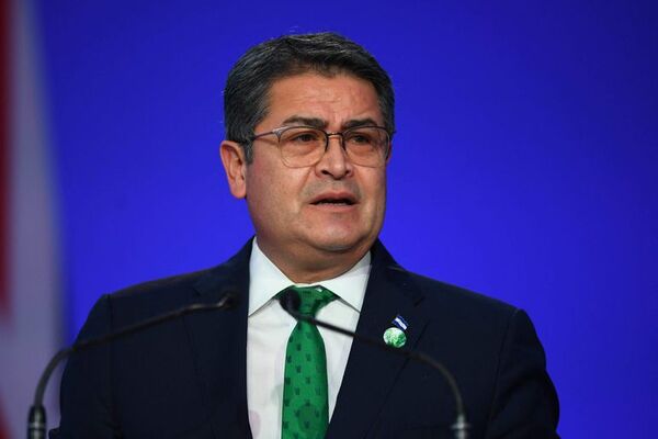 EE.UU. requiere extradición del expresidente de Honduras - Mundo - ABC Color