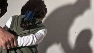 Diario HOY | Hacía ver porno a su sobrina de 8 años y luego la violaba