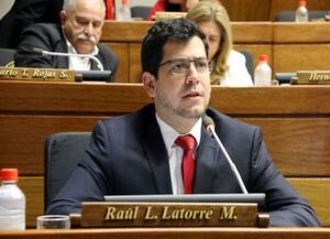 Diputado Latorre: "Es un pésimo momento para hacer un juicio político, necesitamos dar estabilidad y fortalecer las instituciones"