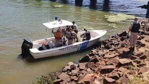 PARAGUAYA ESTÁ DESAPARECIDA TRAS SER ARROJADA DE UN PUENTE EN POSADAS - Itapúa Noticias