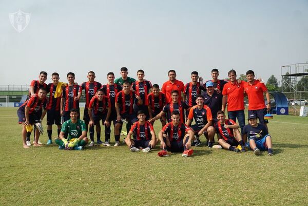 Cerro y Libertad, los líderes en Reserva - Fútbol - ABC Color