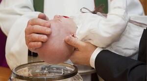 Insólito error de un sacerdote: Miles de bautizos realizados y todos fueron invalidados – Prensa 5