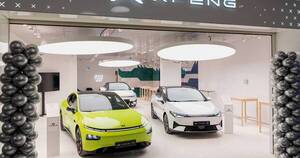 La Nación / China triplica las ventas de vehículos “limpios” en 2021