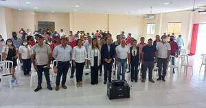 La Nación / Intendenta de Sapucái y candidata a la gobernación de Paraguarí presentó rendición en audiencia pública