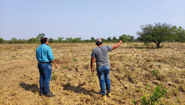 Gobernación ejecuta trabajos de limpieza de campo en comunidades indígenas