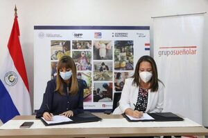 Ministerio y empresa de muebles impulsarán capacitación y empleo para jóvenes