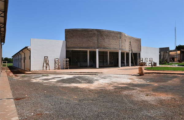 Obra del nuevo hospital de Hernandarias, encarada por la Gobernación, tiene avance del 70% | DIARIO PRIMERA PLANA