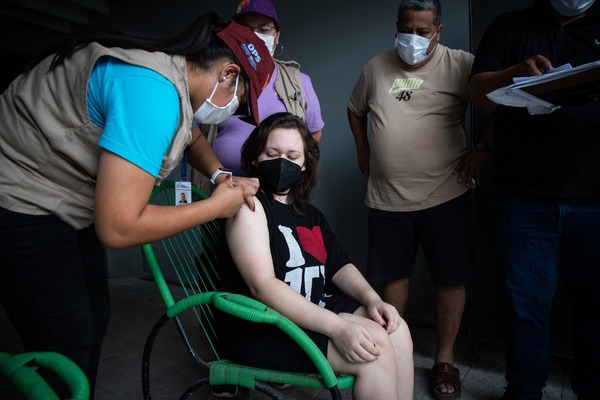 Trabajos colaborativos que suman a la campaña VacunatePy - Megacadena — Últimas Noticias de Paraguay