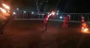 Crónica / ¡Crueldad animal! Hacen toro candil con un animal vivo en Carapeguá