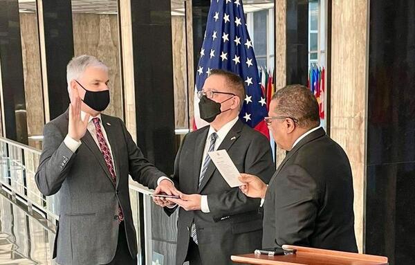 Juró hoy el nuevo embajador de Estados Unidos en Paraguay