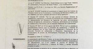 La Nación / Velázquez apura juicio a fiscala tras reporte jubilatorio de su esposa