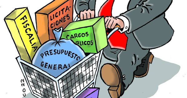 La Nación / Velázquez quiere una Fiscalía sometida a su servicio
