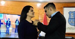 Municipalidad de Asunción condecora a Andrea Lafarja