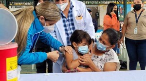 Ecuador inicia vacunación anticovid a niños de 3 y 4 años