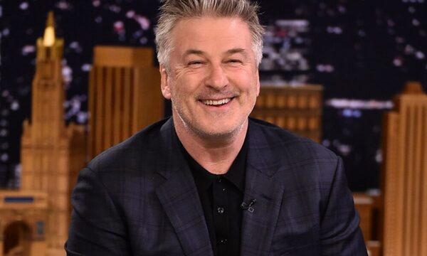 Alec Baldwin es demandado por la familia de Halyna Hutchins