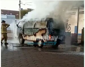 Rodado de panificados sufrió incendió por desperfecto