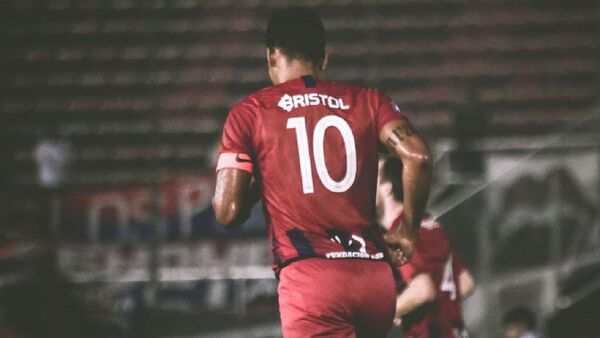 El nuevo club de Julio Dos Santos