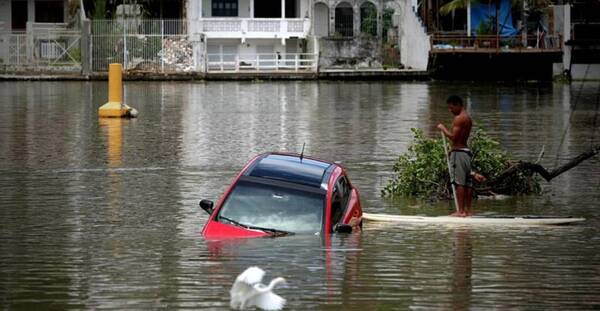 Crónica / [Video]Desastre en Río: decenas de muertos tras lluvia y deslizamientos