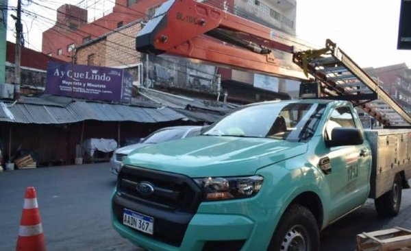 Diario HOY | ANDE arrancó los trabajos para mejorar sistema eléctrico en el Mercado 4