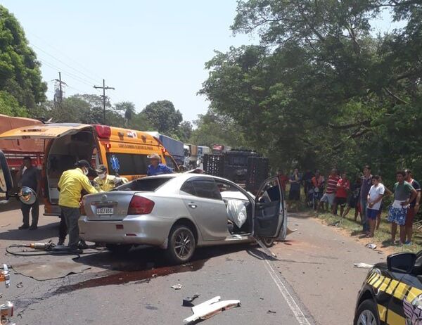 Un docente resulta herido durante choque frontal en Yaguarón - Nacionales - ABC Color