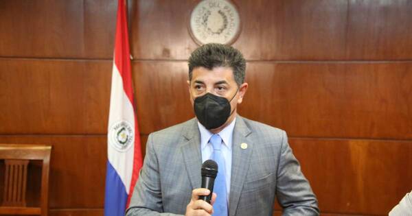La Nación / El ministro Víctor Ríos renunció a las superintendencias de San Pedro y Caaguazú