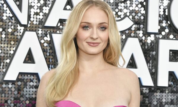 El último ‘look’ de Sophie Turner despierta los rumores de su segundo embarazo