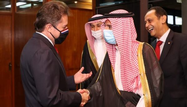 Arabia Saudita desea hacer negocios con Paraguay