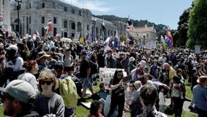 Nueva Zelanda, entre un nuevo récord de contagios y el acampe antivacunas