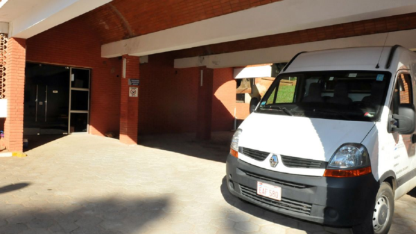 Hospital desmiente haber negado atención a mujer con top y calza