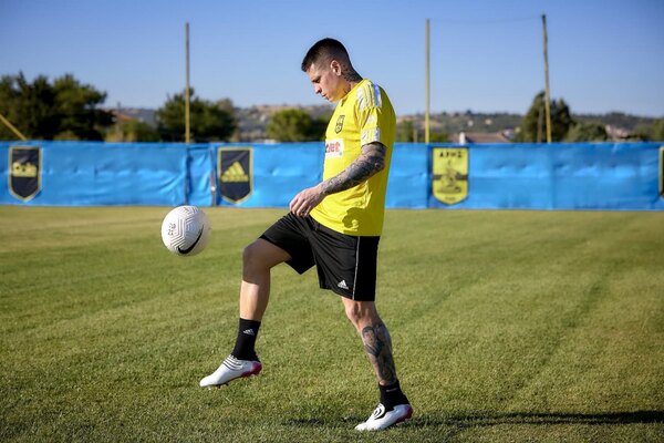 Germán 'Mono' Burgos podría dirigir a Juan Iturbe en Aris Salónica