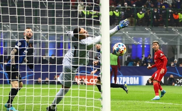 Diario HOY | Firmino y Salah rescatan a un efectivo Liverpool en San Siro
