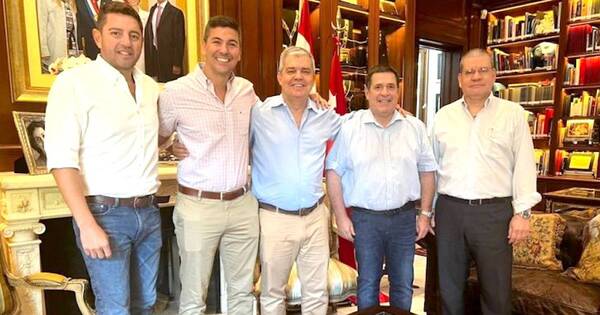 La Nación / Riera anunció su retorno al movimiento Honor Colorado