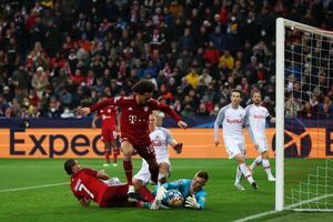 Con un gol sobre final, Bayern se salva de la derrota