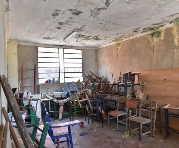 Educación propone cambiar de institución o mantener clases virtuales ante la falta de fondos para la reparación de escuelas