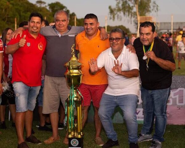 CORRALES FESTEJÓ TÍTULO DE CAMPEÓN