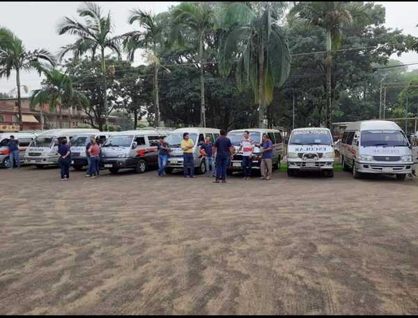 Transportistas escolares celebran el regreso a las clases presenciales - La Clave