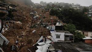 Brasil: ya son 94 los muertos por fuerte temporal en Petrópolis