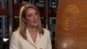 Eurodiputado búlgaro que hizo supuesto saludo nazi se enfrenta a sanciones - Mundo - ABC Color