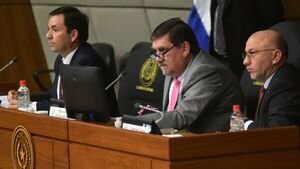 Llanistas retrasan presentación del libelo porque piden leerlo antes