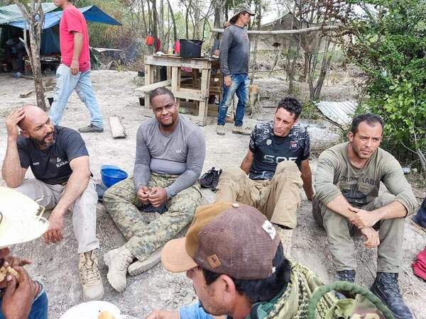 Municipalidad de Puerto Casado denunció presencia de 'paramilitares': Resultaron ser guardias privados