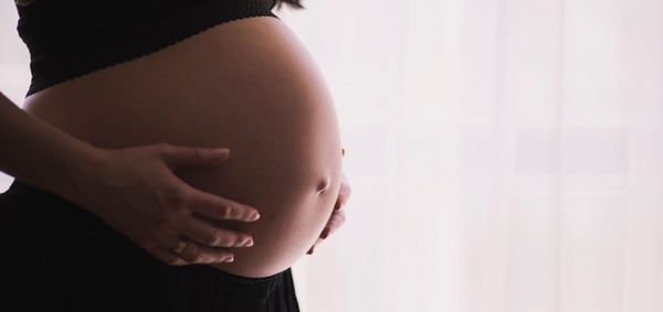 ¡Terrible, imperdonable! Mató a su mujer embarazada de un disparo
