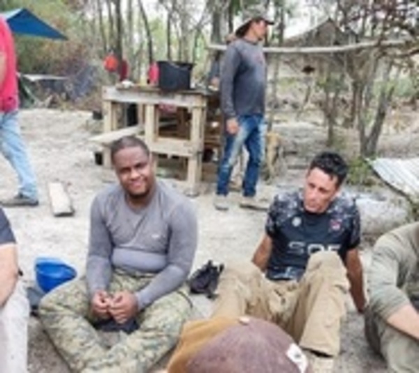 Denuncia supuesto adiestramiento de paramilitares en Puerto Casado - Paraguay.com