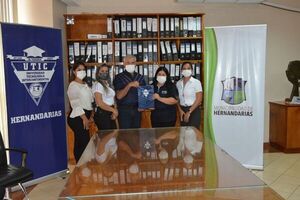 Ofrecen 50 medias becas para jóvenes de Hernandarias - La Clave