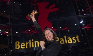 Diario HOY | Oso de Oro para la película española "Alcarràs" en una Berlinale con predominio femenino